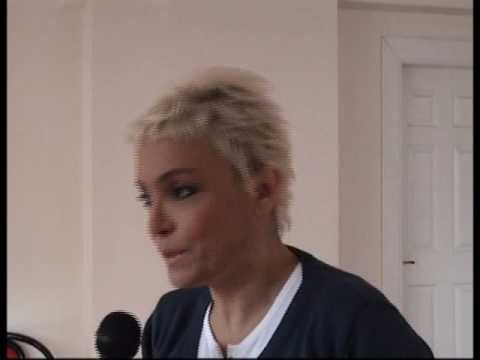 Usta Spiker Gülgün Feyman'ın Medya Koçu Hakan Öztürk Hakkındaki Referans Konuşması